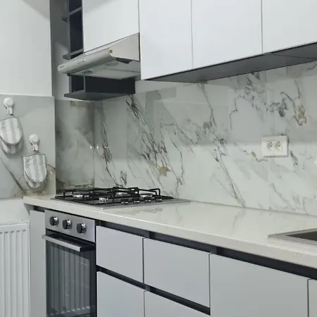 Confortabil Si Accesibil Бухарест